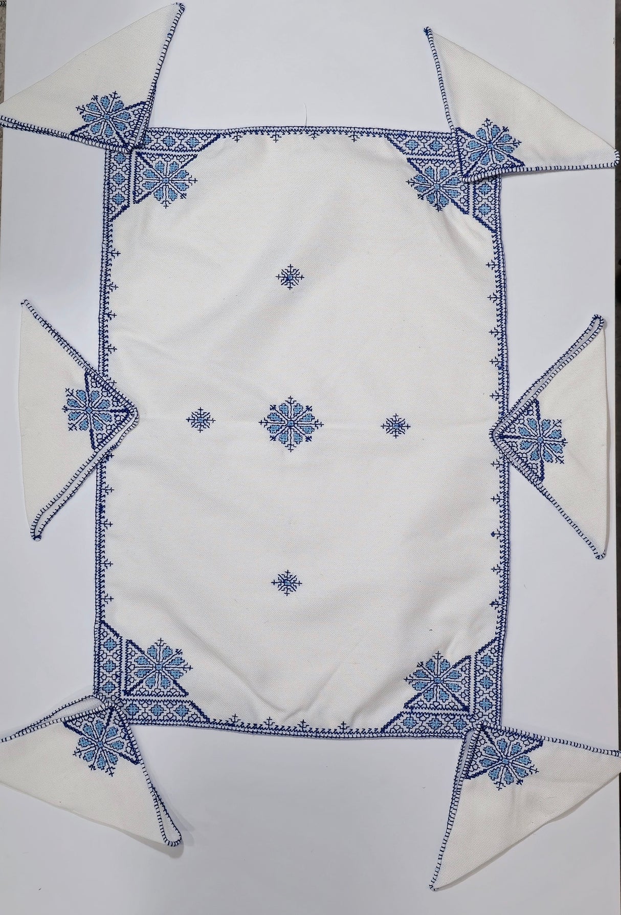 Moroccan Hand embroidered linen Tray cloth + 6 napkins